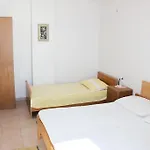 Appartamento In With Sea View, Balcony, Air Conditioning, Wi-fi
