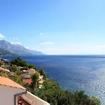 In With Sea View, Balcony, Air Conditioning, Wi-fi *