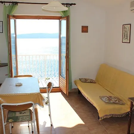 In With Sea View, Balcony, Air Conditioning, Wi-fi Pisak